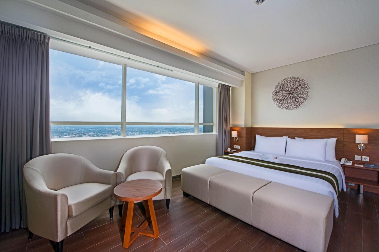 Grand Whiz Poins Simatupang Hotel Jakarta